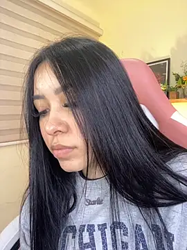 Starliee   online show from October 7, 2025, 12:55 am