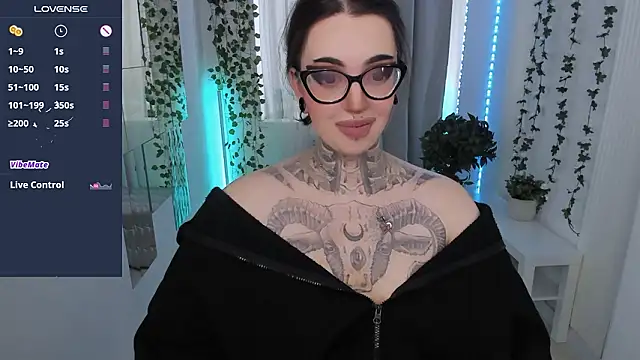 Snapshot of Dixi_Pixi_ chatting on March 12, 2026, 5:45 am Dixi Pixi online show from March 12, 2026, 5:45 am
