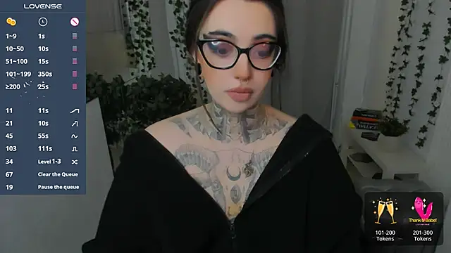 Snapshot of Dixi_Pixi_ chatting on May 24, 2026, 5:40 am Dixi Pixi online show from May 24, 2026, 5:40 am