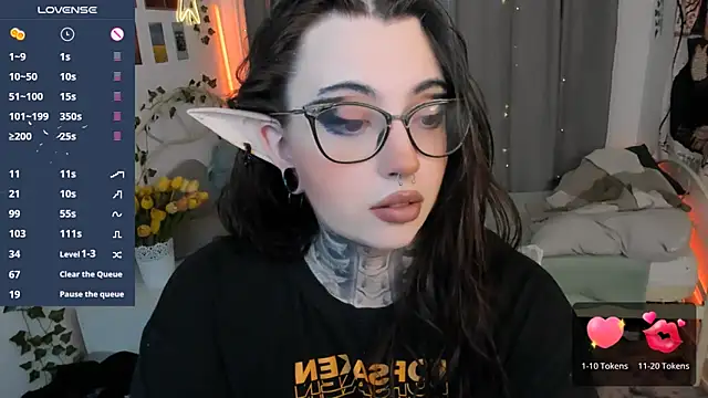 Dixi Pixi  online show from September 21, 2025, 5:34 am