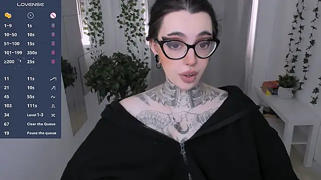 Snapshot of Dixi_Pixi_ chatting on May 3, 2026, 5:34 am Dixi Pixi online show from May 3, 2026, 5:34 am