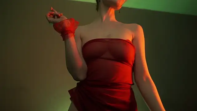 Snapshot of ginger_hugs chatting on March 18, 2025, 1:13 am ginger hugs online show from March 18, 2025, 1:13 am