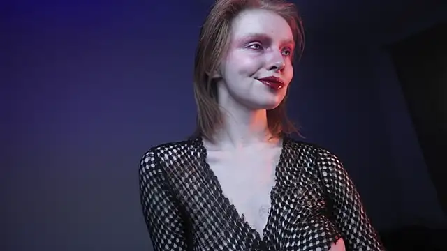 Snapshot of ginger_hugs chatting on November 30, 2025, 10:10 pm ginger hugs online show from November 30, 2025, 10:10 pm