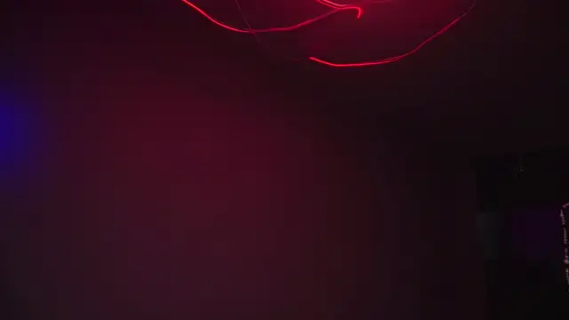 Snapshot of ginger_hugs chatting on September 21, 2025, 10:04 pm ginger hugs online show from September 21, 2025, 10:04 pm