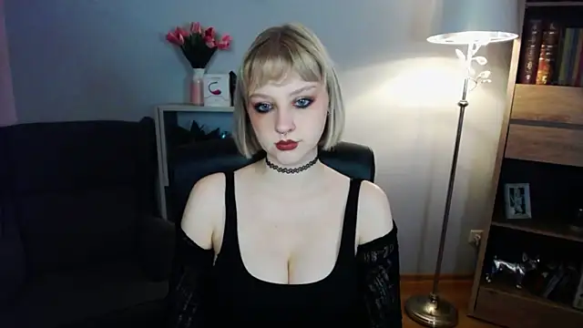 Snapshot of MadelineLust chatting on September 28, 2025, 1:29 pm MadelineLust online show from September 28, 2025, 1:29 pm