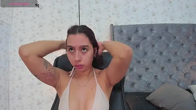 Snapshot of MissSussy chatting on March 24, 2026, 12:16 pm MissSussy online show from March 24, 2026, 12:16 pm