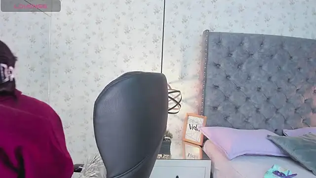 Snapshot of MissSussy chatting on April 6, 2026, 11:33 am MissSussy online show from April 6, 2026, 11:33 am