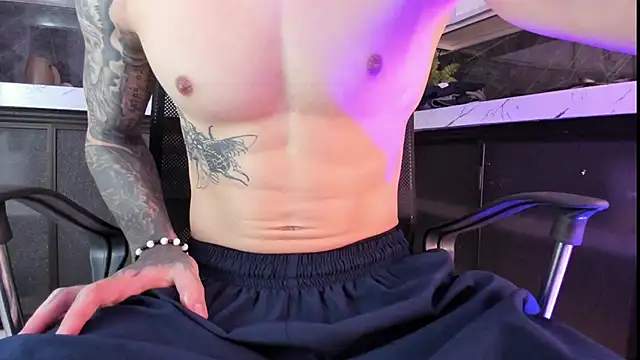 Snapshot of french_sexx chatting on December 4, 2025, 8:19 pm french sexx online show from December 4, 2025, 8:19 pm