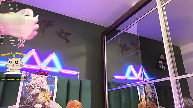 kimmie meow online show from November 29, 2025, 8:20 pm