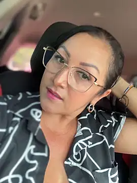 Snapshot of Milk_chloe chatting on October 11, 2025, 6:53 pm Milk chloe online show from October 11, 2025, 6:53 pm