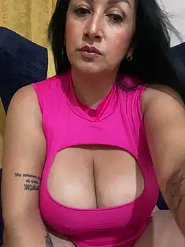 Snapshot of Milk_chloe chatting on March 20, 2025, 11:02 pm Milk chloe online show from March 20, 2025, 11:02 pm