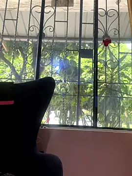 Snapshot of Milk_chloe chatting on November 18, 2025, 6:22 pm Milk chloe online show from November 18, 2025, 6:22 pm