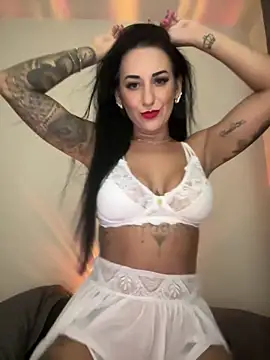 TigrezaSC online show from February 13, 2026, 3:17 am