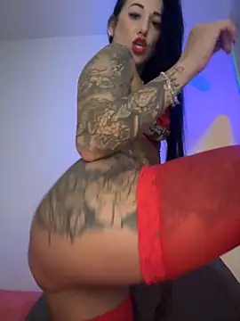 Snapshot of TigrezaSC chatting on November 27, 2025, 3:29 am TigrezaSC online show from November 27, 2025, 3:29 am