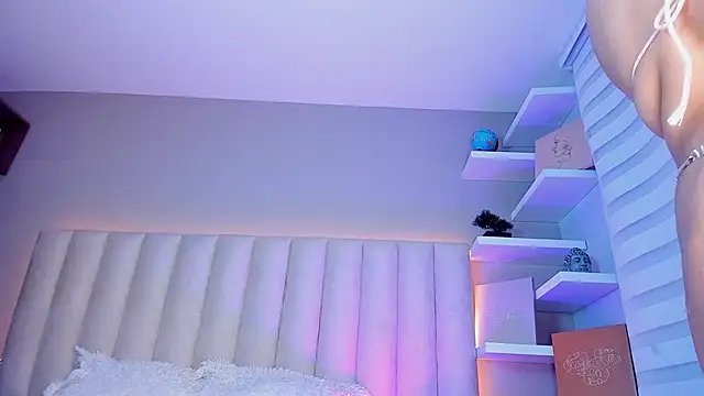 Sally  Walker online show from October 29, 2025, 4:22 am