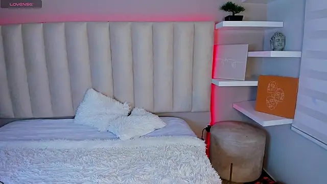 Sally  Walker online show from November 18, 2025, 3:10 am