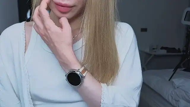 Snapshot of Elis_Fox chatting on January 8, 2026, 9:04 am Elis Fox online show from January 8, 2026, 9:04 am
