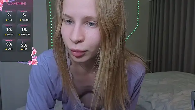 Snapshot of Elis_Fox chatting on January 17, 2026, 9:02 am Elis Fox online show from January 17, 2026, 9:02 am