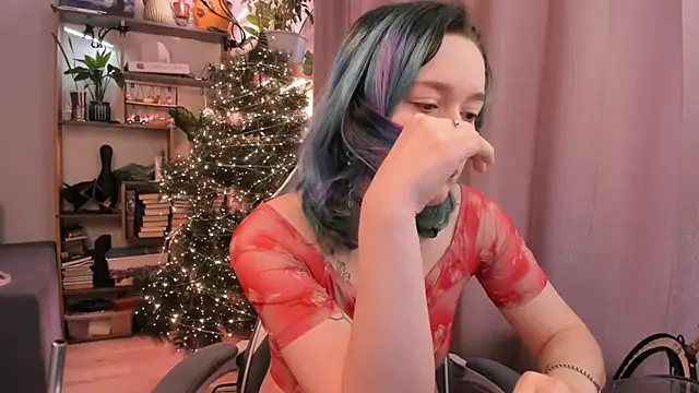 Snapshot of alisahug chatting on December 19, 2025, 7:33 am alisahug online show from December 19, 2025, 7:33 am