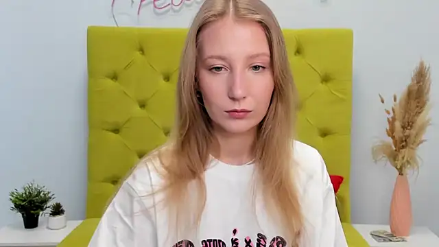 Snapshot of LolaWilsons chatting on February 20, 2026, 6:26 am LolaWilsons online show from February 20, 2026, 6:26 am