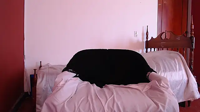 Snapshot of Freyja_eter chatting on October 30, 2025, 8:06 pm Freyja eter online show from October 30, 2025, 8:06 pm