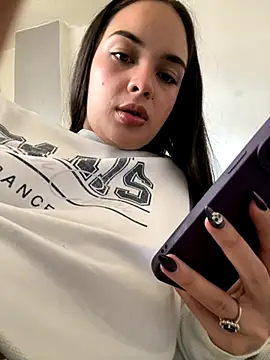 Snapshot of gabyaridi chatting on October 26, 2025, 4:07 pm gabyaridi online show from October 26, 2025, 4:07 pm