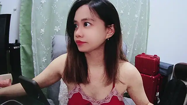 Candy bee520 online show from December 25, 2024, 2:45 pm