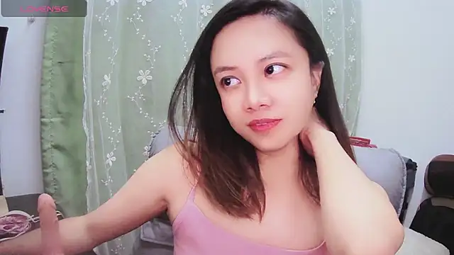 Candy bee520 online show from February 24, 2025, 6:58 pm