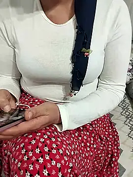  Sahra  online show from November 21, 2025, 5:12 pm