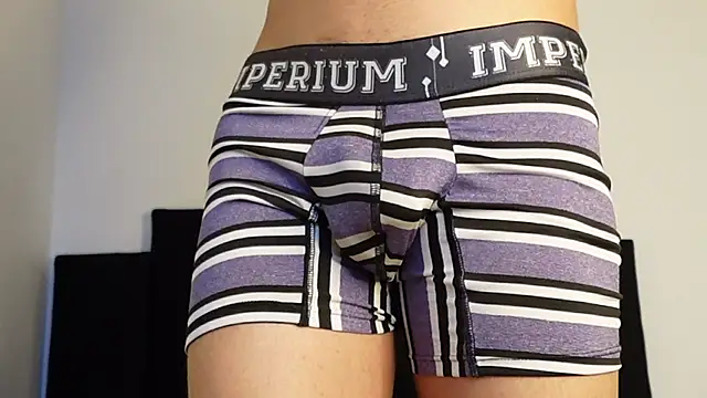 MarcoAlexLatino online show from November 15, 2025, 3:32 am