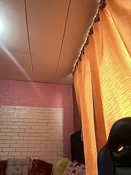 Snapshot of hurrem_18 chatting on February 11, 2025, 8:10 pm hurrem 18 online show from February 11, 2025, 8:10 pm