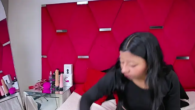 Snapshot of VaneLin18 chatting on September 25, 2025, 6:03 pm VaneLin18 online show from September 25, 2025, 6:03 pm