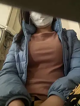 Tuongvy05 online show from February 25, 2025, 8:36 am