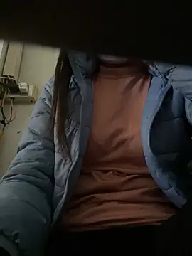 Tuongvy05 online show from February 11, 2026, 8:03 am