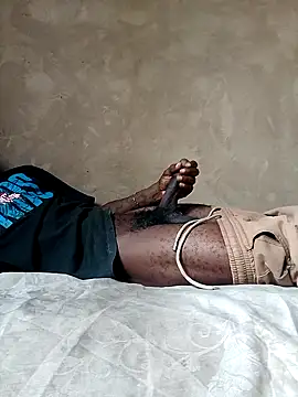 Snapshot of GHs_FINEST chatting on December 21, 2024, 3:20 pm GHs FINEST online show from December 21, 2024, 3:20 pm