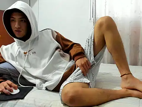 Chandler ken online show from November 24, 2025, 11:21 am