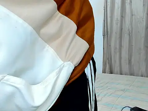 Chandler ken online show from November 28, 2025, 1:17 am