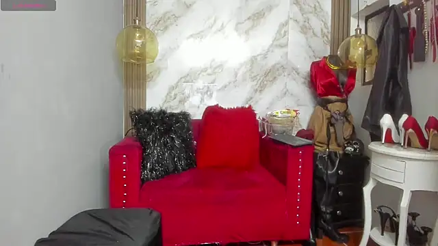 Snapshot of LiaTaylorr chatting on September 11, 2025, 12:16 pm LiaTaylorr online show from September 11, 2025, 12:16 pm