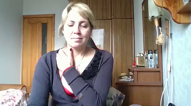 Snapshot of IrinaB1 chatting on March 15, 2025, 2:12 pm IrinaB1 online show from March 15, 2025, 2:12 pm