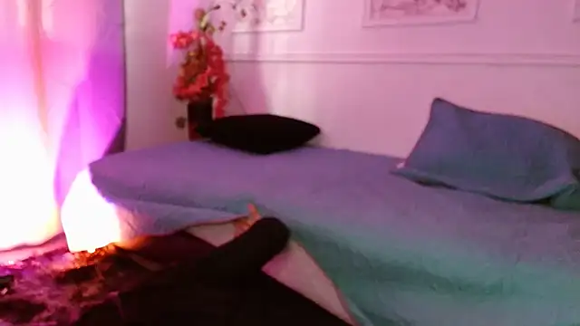 Susana hank2 online show from March 13, 2025, 7:39 pm