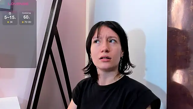 Snapshot of lizzy_davis_1 chatting on December 19, 2025, 11:45 am lizzy davis 1 online show from December 19, 2025, 11:45 am