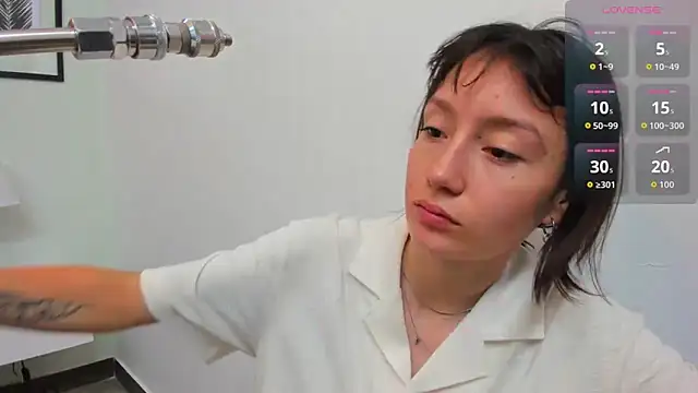 Snapshot of lizzy_davis_1 chatting on October 15, 2025, 12:24 pm lizzy davis 1 online show from October 15, 2025, 12:24 pm