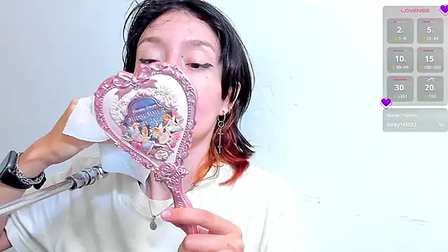 Snapshot of lizzy_davis_1 chatting on February 2, 2026, 3:38 am lizzy davis 1 online show from February 2, 2026, 3:38 am