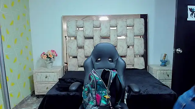 Snapshot of NikolPervertUnlimit chatting on February 10, 2026, 8:46 am NikolPervertUnlimit online show from February 10, 2026, 8:46 am