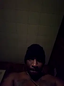 Snapshot of 007Giovani chatting on September 15, 2025, 11:54 am 007Giovani online show from September 15, 2025, 11:54 am