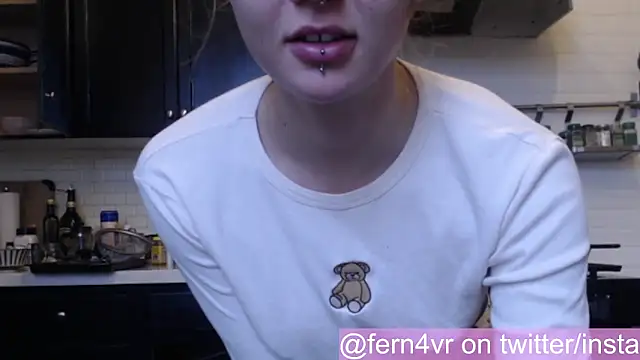 fern4ever online show from December 21, 2025, 10:54 pm