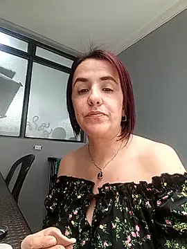 Snapshot of IsisBlake chatting on December 15, 2025, 4:02 pm IsisBlake online show from December 15, 2025, 4:02 pm