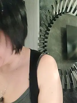 Snapshot of IsisBlake chatting on March 19, 2025, 3:29 pm IsisBlake online show from March 19, 2025, 3:29 pm