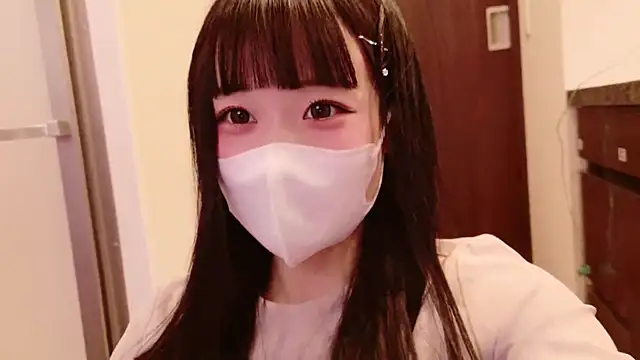 Mia--meow online show from March 19, 2025, 1:40 pm