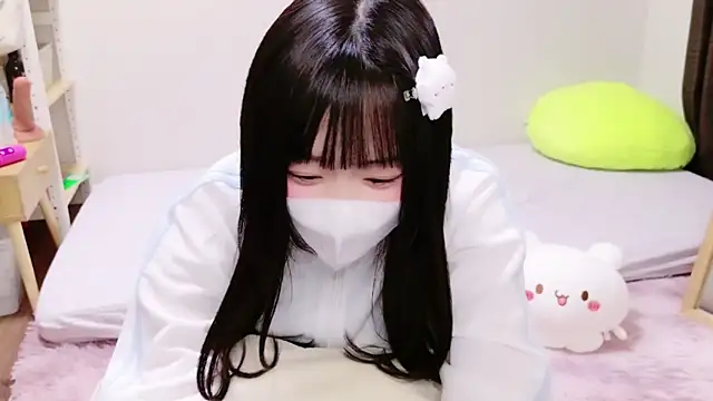 Mia--meow online show from January 20, 2025, 12:18 pm